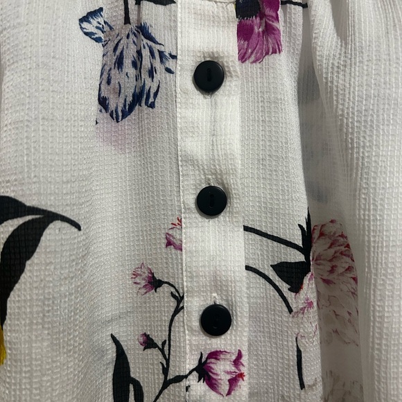 Ann Taylor White Floral Blouse with Yellow and Purple Accents - Picture 4 of 9
